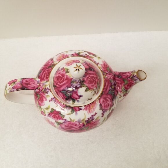 Maxwell & Williams Designer Homewares fine bone china Roseberry 6" tall x 9" wid - Picture 3 of 12
